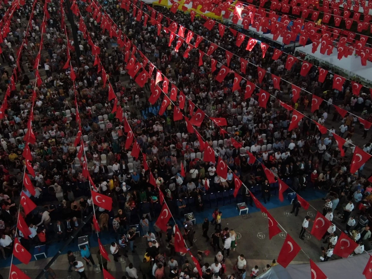 Gaziantep, 15 Temmuz gecesi yine tek yürek, tek bilek oldu.