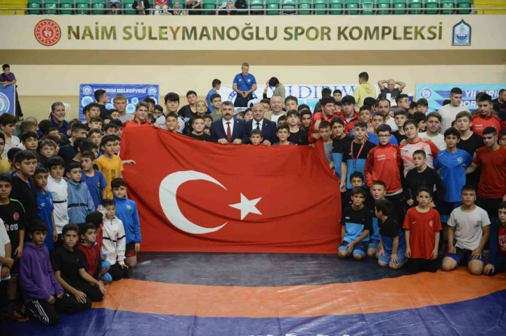 100’üncü yıl Yıldırım’da coşkuyla kutlandı
