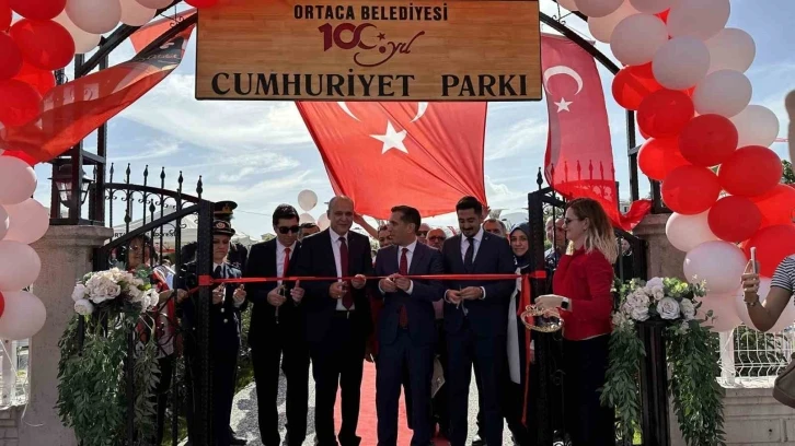 100.Yıl Cumhuriyet Parkı açılış töreni gerçekleşti
