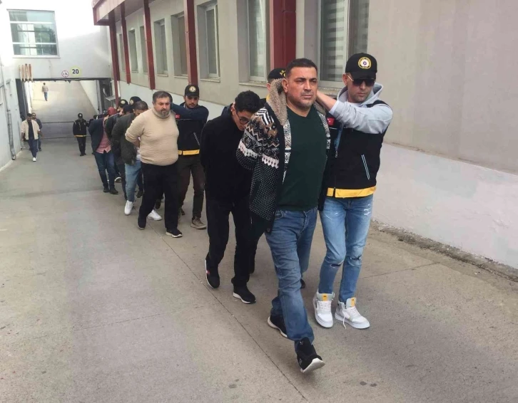 18 yaşındaki genç hortum, baston ve sopayla dövülerek öldürüldü: 6 tutuklama
