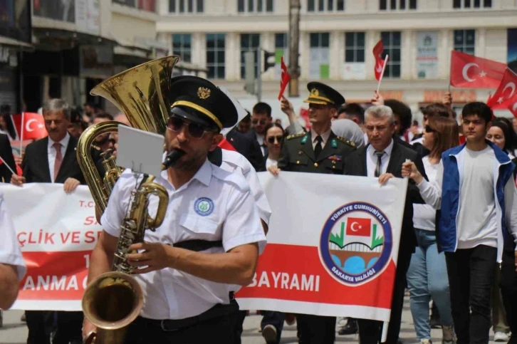 19 Mayıs coşkusu sokaklara taştı, çeşitli etkinliklerle kutlandı
