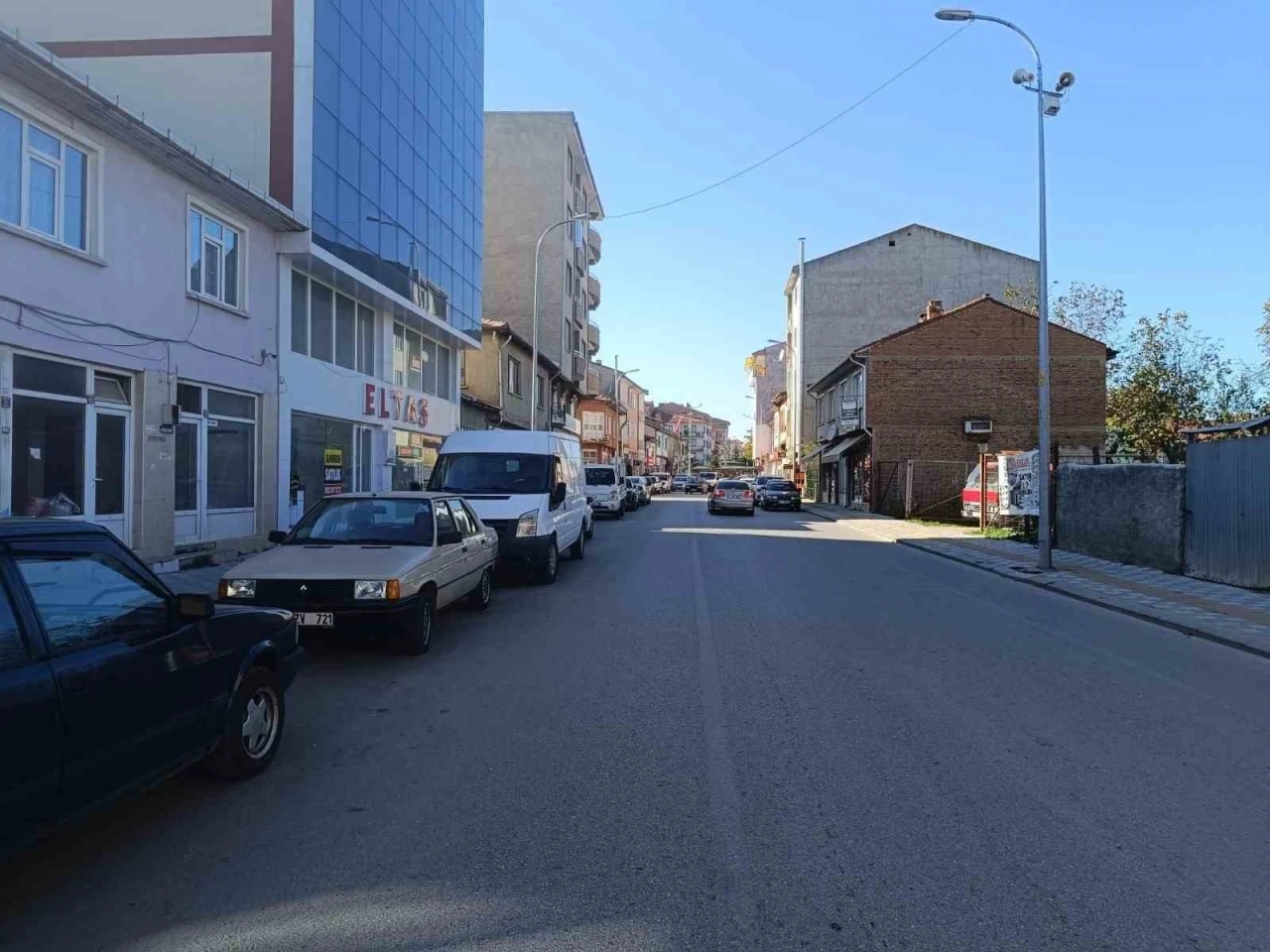 2 caddeye otopark yasağı getirildi
