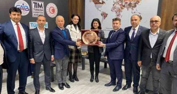 2023 Halı Koleksiyonlarını Domotex’te tanıtıyor