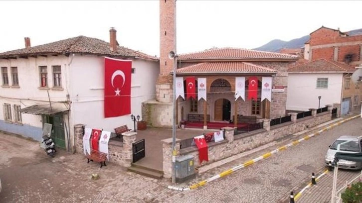 220 yıllık tarihi Yakup Bey Camii ibadete açılacak