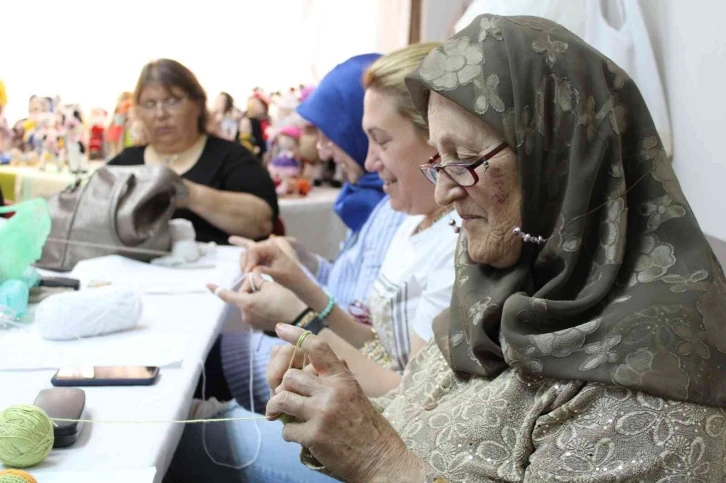 26 yıl öğretti, 32 yıldır öğreniyor
