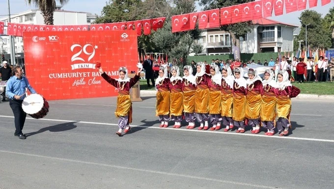 29 Ekim Cumhuriyet Bayramı Adıyaman’da coşkuyla kutlandı
