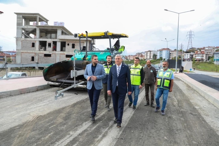 3 ilçenin bağlantı sağlayan yolda çalışmalar devam ediyor
