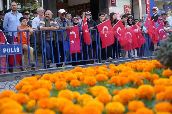 30 Ağustos Zafer Bayramı Bayburt’ta coşkuyla kutlandı
