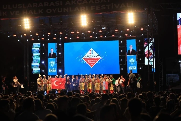 30. Uluslararası Akçaabat Müzik ve Halk Oyunları Festivali başladı
