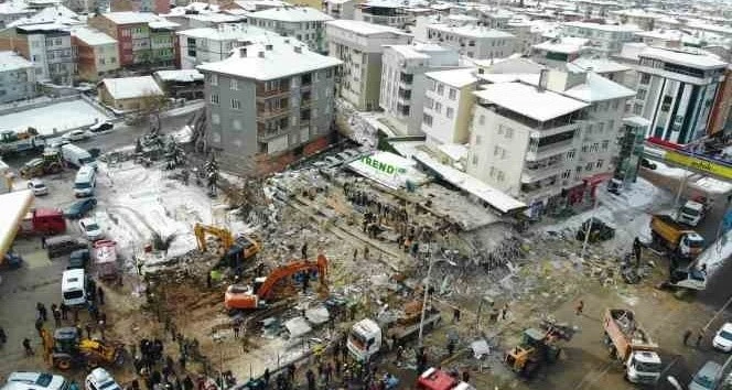 31 kişiye mezar olan rezidans davasında tutuklu kalmadı
