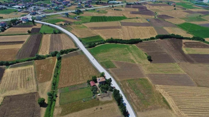 4,5 yılda 3 bin 810 kilometre yol, 1,277 kilometre yol genişletme çalışması
