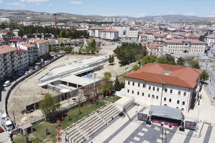 4 Eylül Meydanı 4 Eylül’de hizmete açılacak
