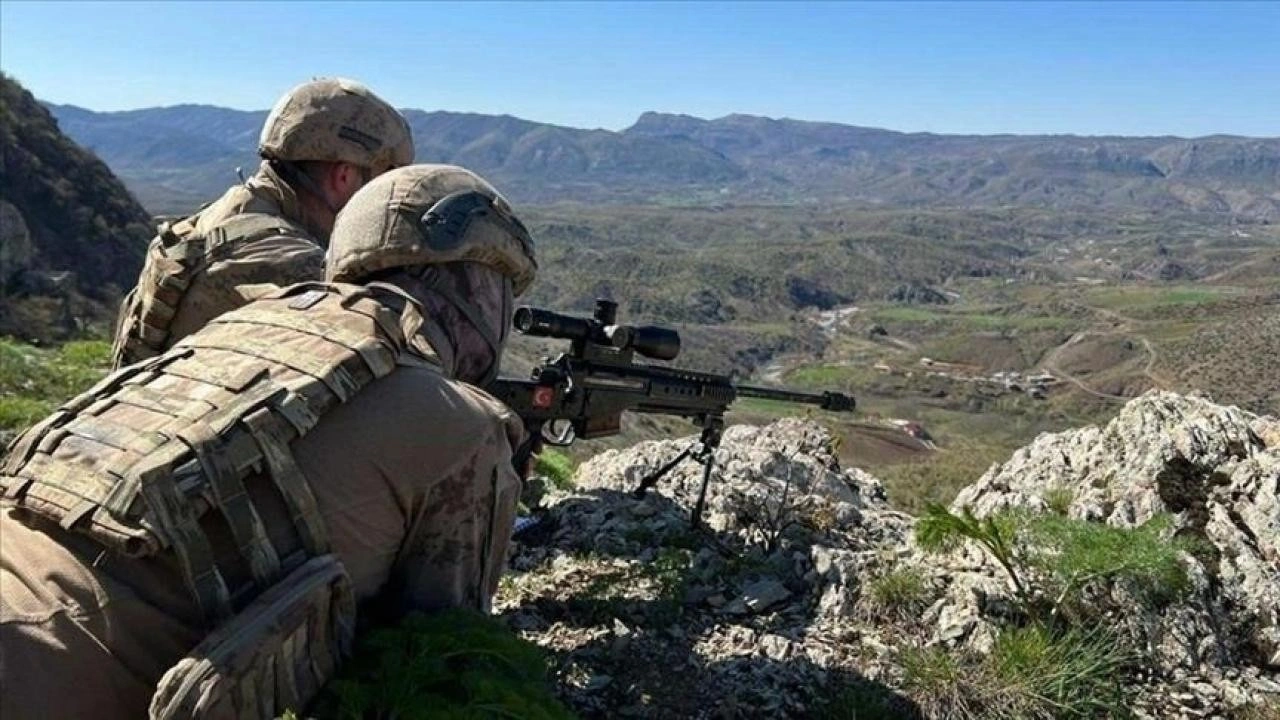 4 PKK'lı terörist etkisiz hale getirildi!