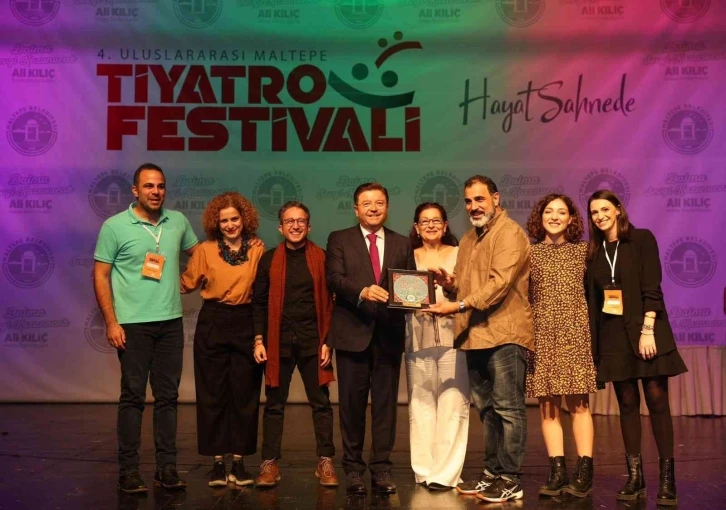 4. Uluslararası Maltepe Tiyatro Festivali, ödül töreni ile son buldu
