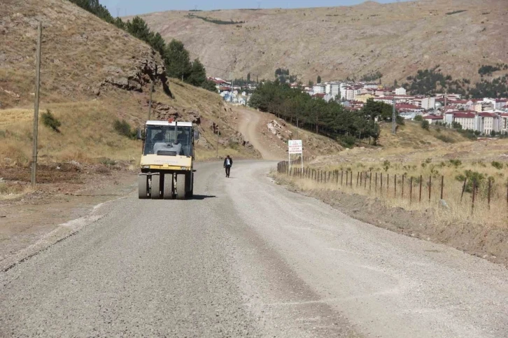 40 yıllık kullanılamayan yol ulaşıma kazandırıldı
