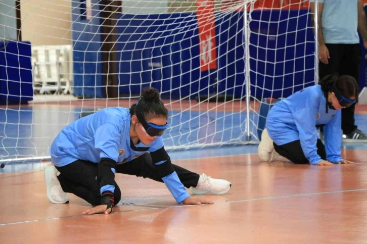 50 kulüpten 500 özel sporcu goalball için Kocaeli’de
