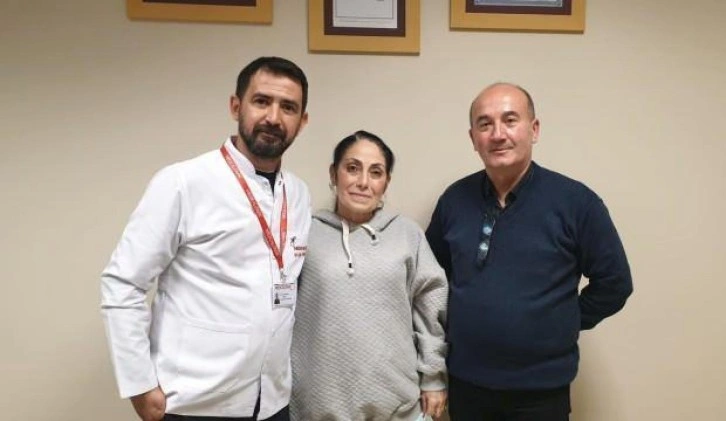 53 yaşındaki kadının karın şişliği şikayeti vardı! Sebebi yumurtalık kanseri çıktı