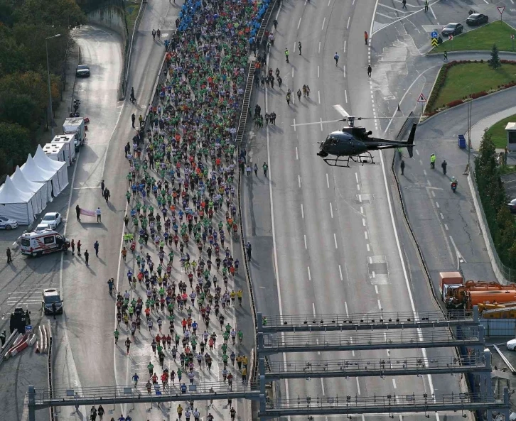 53 yaşındaki sporcu 42 kilometrelik maratonu 2.’likle tamamladı
