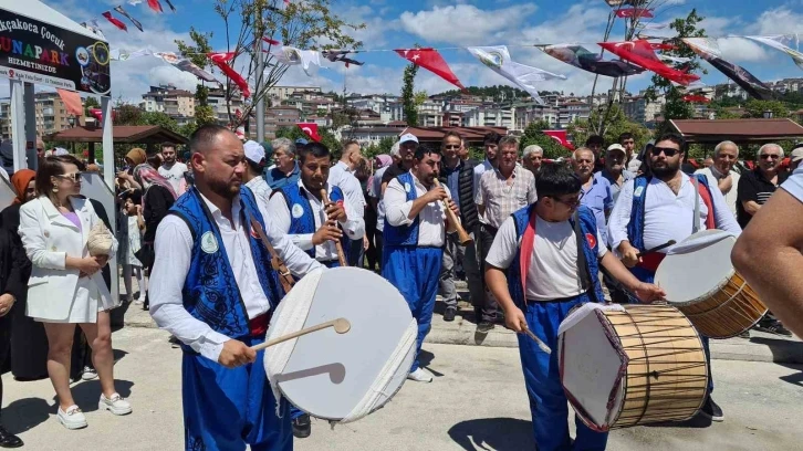 60 çocuk mehteran takımıyla sünnet coşkusu yaşadı
