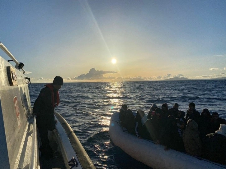 60 düzensiz göçmen Bodrum açıklarında yakalandı