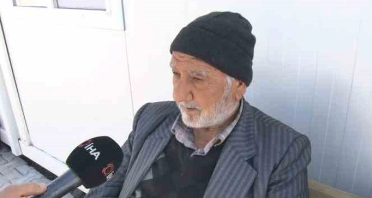 77 yaşındaki Tevfik amca: “Çok deprem gördüm, böyle bir şey görmedim”