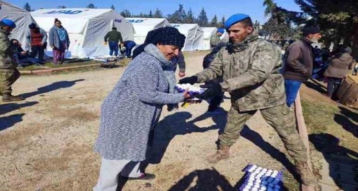 7’nci Komando Tugayı Gaziantep’te çadır kurmaya devam ediyor