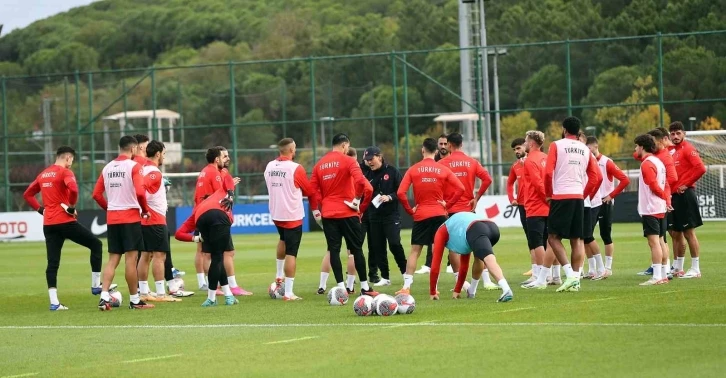 A Milli Futbol Takımı, Hırvatistan maçının hazırlıklarına başladı
