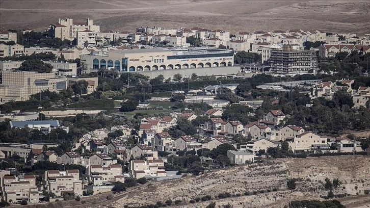 AB İsrail'in Batı Şeria'daki Yasa Dışı Yerleşimleri Genişletme Kararını Kınadı