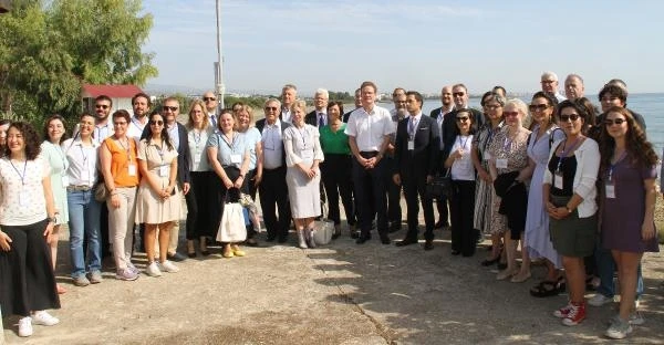 AB Türkiye Delegasyonu Başkanı ve büyükelçilik temsilcileri, ODTÜ Deniz Bilimleri’ni ziyaret etti