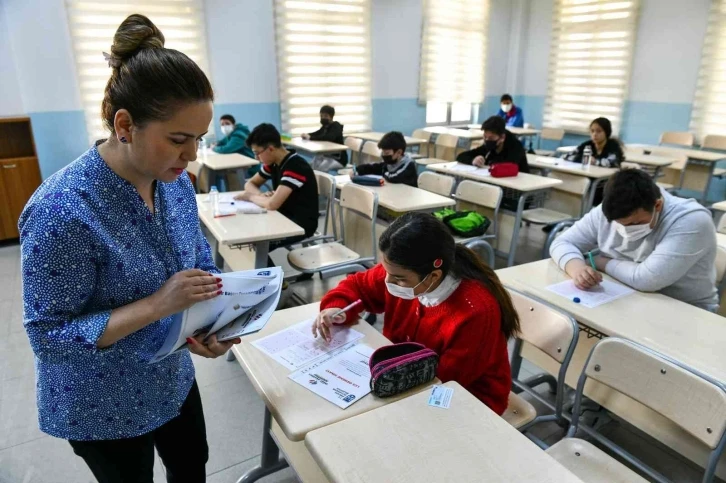 ABB’nin LGS ve YKS deneme sınavlarına yoğun ilgi
