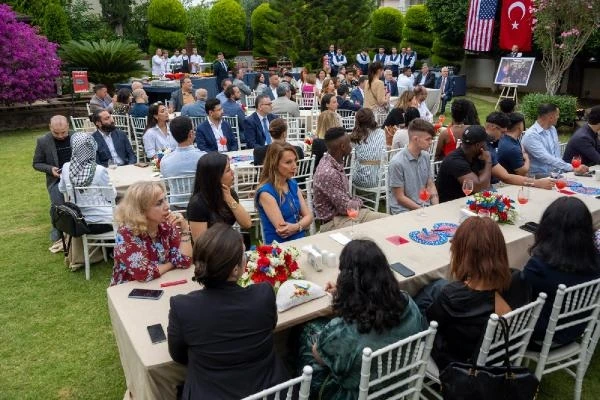 ABD'liler Juneteenth Ulusal Bağımsızlık Günü'nü kutladı