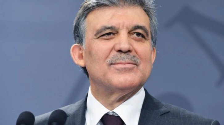 Abdullah Gül, koronavirüse yakalandı. Haberi Korkusuz gazetesi yazarı Ahmet Takan duyurdu