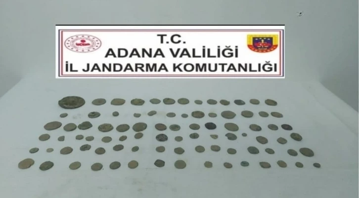 Adana’da 86 bronz sikke ele geçirildi
