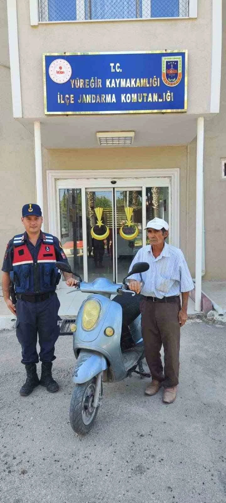 Adana’da bir kişi elektrikli motosiklet çaldı
