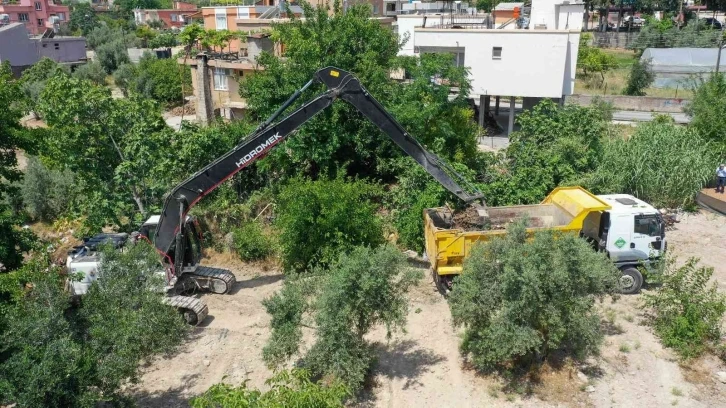 Adana’da derelerde ıslah çalışması
