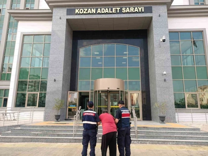 Adana’da kesinleşmiş hapis cezasıyla arana iki hükümlü yakalandı
