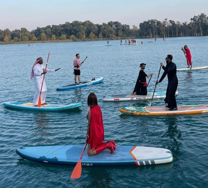 Adana’da kostümlü kano festivali
