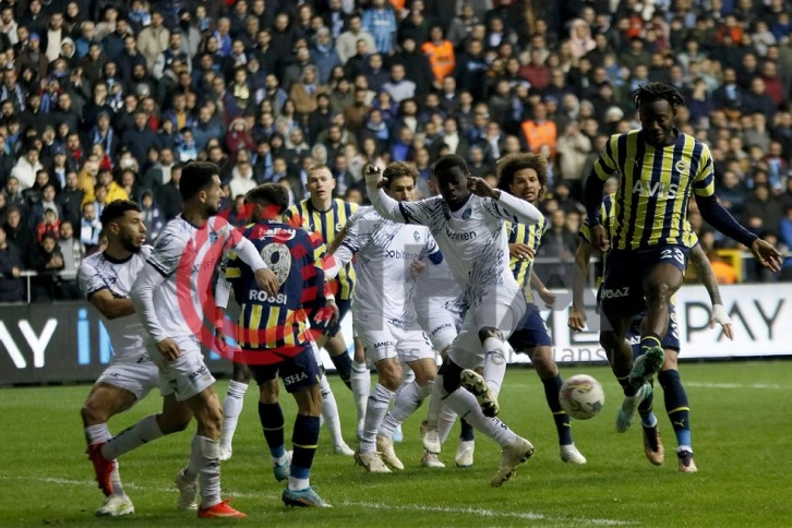 Adana Demirspor-Fenerbahçe maçı sonrası iki kulüpten hakem açıklaması!