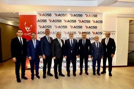 Adana Valisi Köşger, AOSB’de
