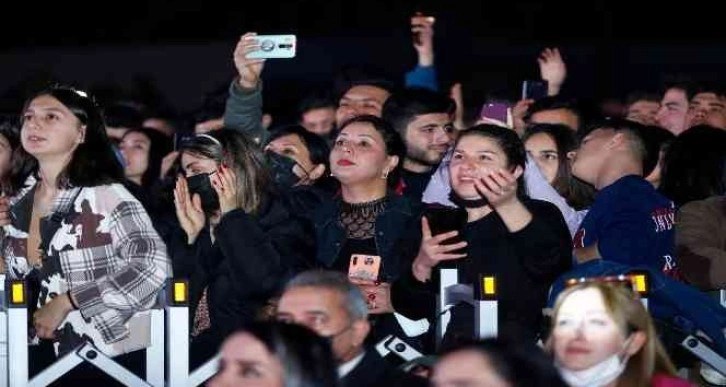 Adana’da Sevgililer Günü konseri