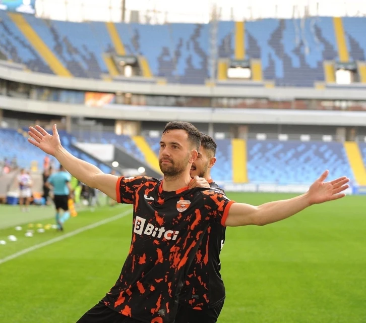 Adanaspor’da Thomas Bruns ile yollar ayrıldı
