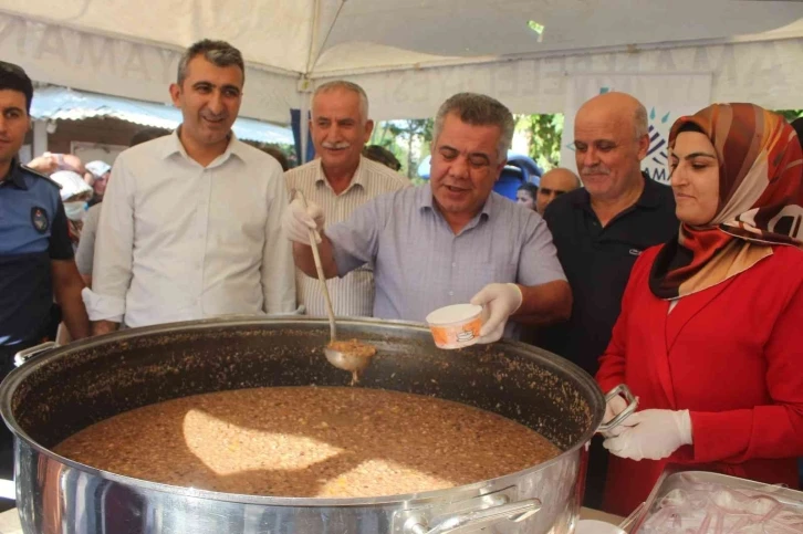 Adıyaman’da 5 bin kişilik aşure ikramı
