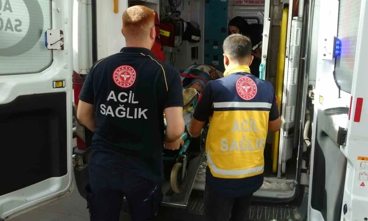 Adıyaman’da kule vinç devrildi: 2 yaralı
