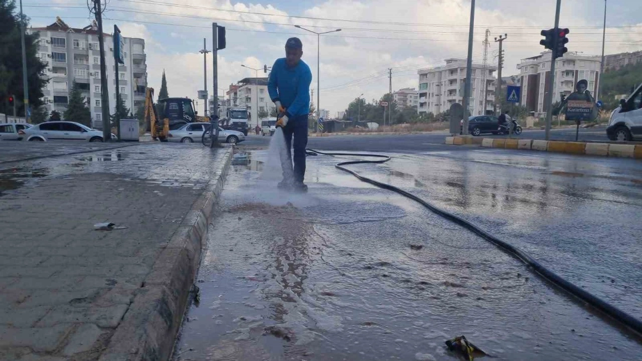 Adıyaman’daki cadde ve sokaklarda temizlik seferberliği