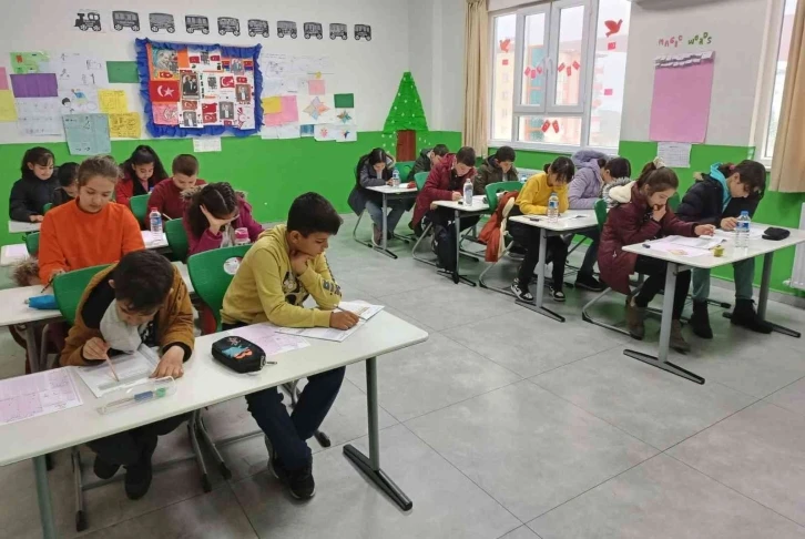 Adıyaman Doğa Koleji’nin bursluluk sınavına yoğun ilgi
