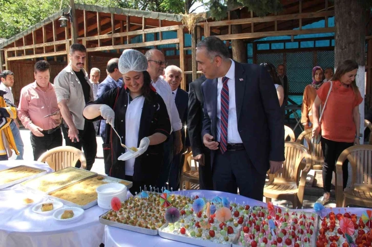 Adıyaman’ın yöresel yemekleri görücüye çıktı
