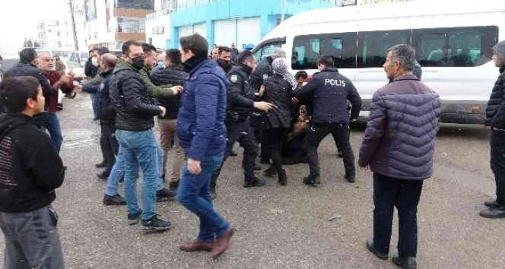 Adıyaman’da yol verme kavgası: 6 gözaltı