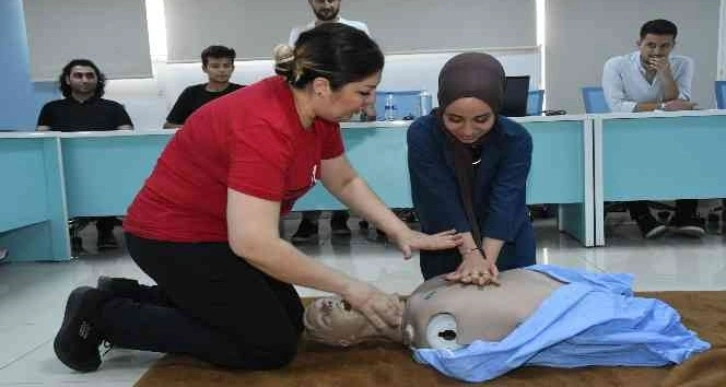 ADYÜ’den Ulusal Staj Seferberliği Projesine destek