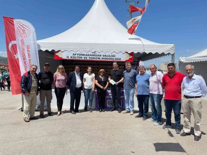 Afyon Gazeteciler Cemiyeti, kitap fuarında
