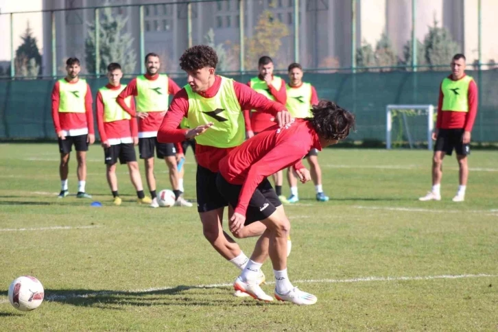 Afyonspor hazırlıklarını tamamladı
